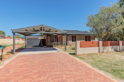 Brilliant, Neat, Convenient, Family-friendly House - Accommodation Daintree 15