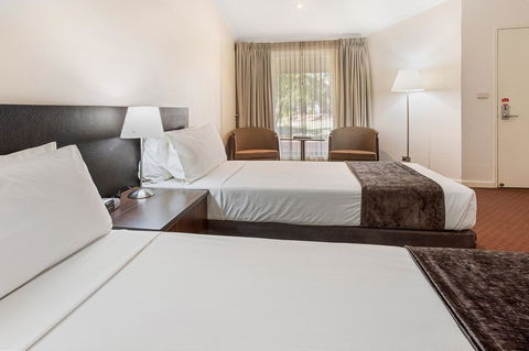 Karratha International Hotel - Accommodation Daintree 8