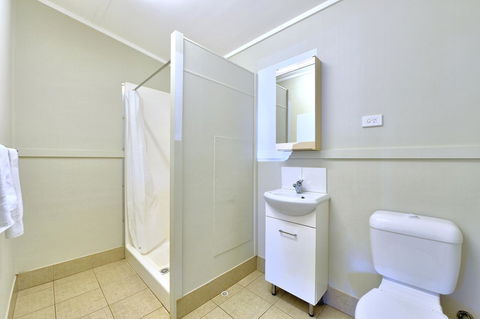 Mandurah Coastal Holiday Park - Accommodation Daintree 14