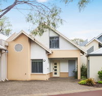 Beach Retreat - Busselton - Accommodation Daintree
