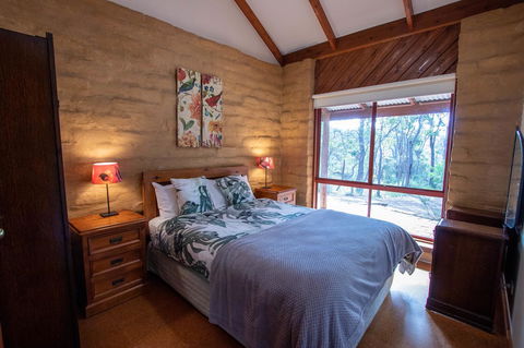 Denmark Forest Retreat - Accommodation Daintree 12