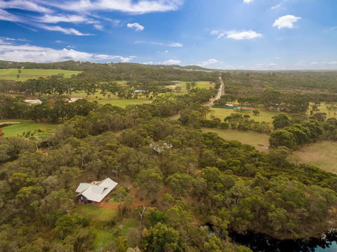 Denmark Forest Retreat - Accommodation Daintree 4