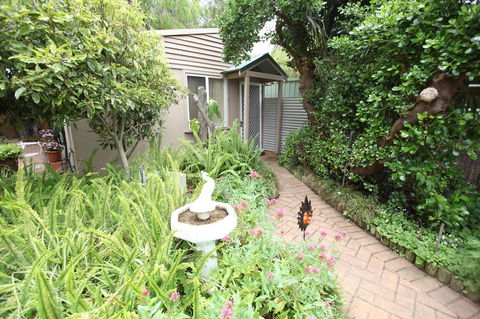 Jacaranda Guest House - Accommodation Daintree 29