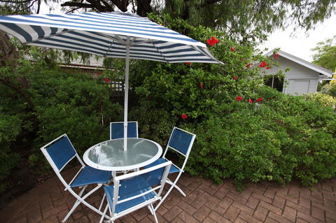 Jacaranda Guest House - Accommodation Daintree 31