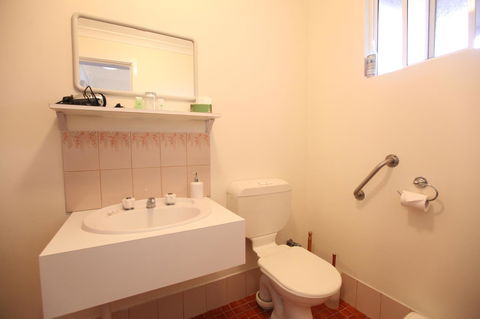 Jacaranda Guest House - Accommodation Daintree 20