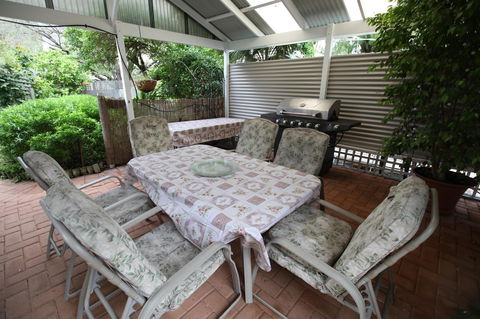 Jacaranda Guest House - Accommodation Daintree 30