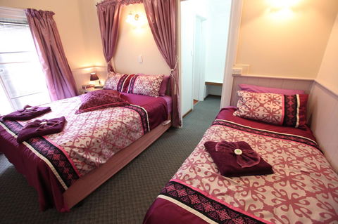 Jacaranda Guest House - Accommodation Daintree 36