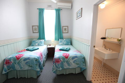Jacaranda Guest House - Accommodation Daintree 3