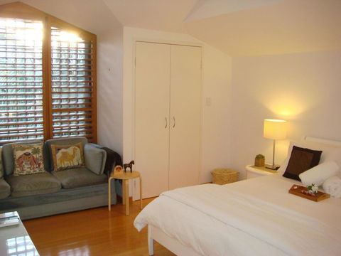 Fremantle Beach Studio - Accommodation Daintree 10