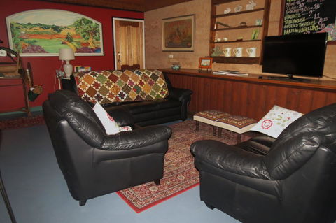 Bentwood Olive Grove Accommodation - Accommodation Daintree 4