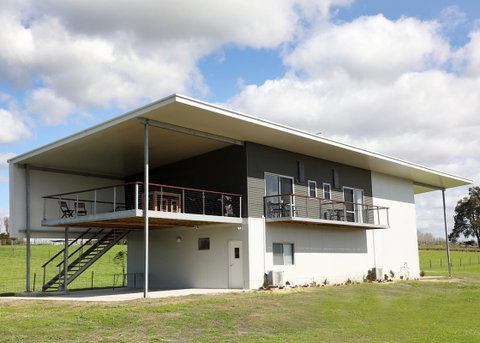 Lot113 Vineyard Accommodation - Accommodation Daintree 0