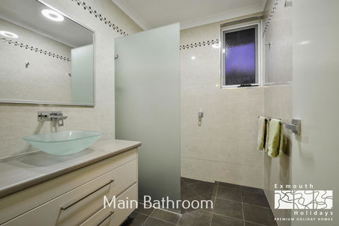 13 Learmonth Street - Close To Town Centre - Accommodation Daintree 10