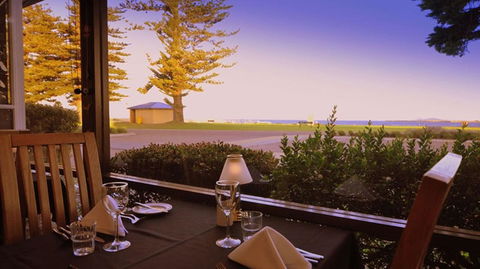 Hospitality Esperance SureStay Collection By Best Western - Accommodation Daintree 11