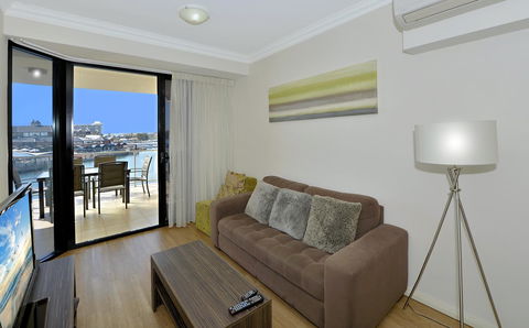 Dolphin Quay Apartments - Accommodation Daintree 3
