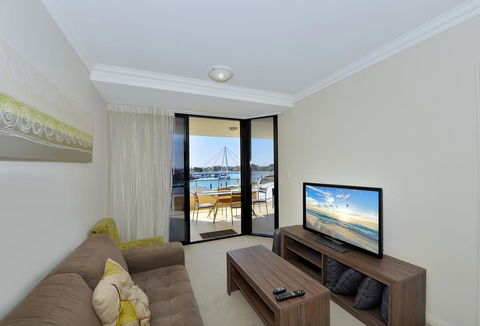 Dolphin Quay Apartments - Accommodation Daintree 10