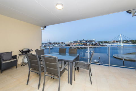 Dolphin Quay Apartments - Accommodation Daintree 22