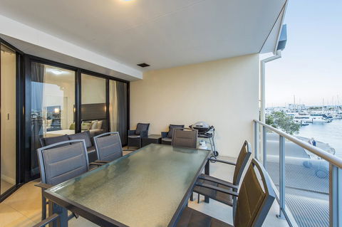 Dolphin Quay Apartments - Accommodation Daintree 25