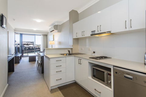 Dolphin Quay Apartments - Accommodation Daintree 35