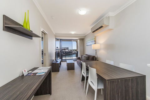 Dolphin Quay Apartments - Accommodation Daintree 33