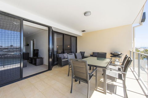 Dolphin Quay Apartments - Accommodation Daintree 27