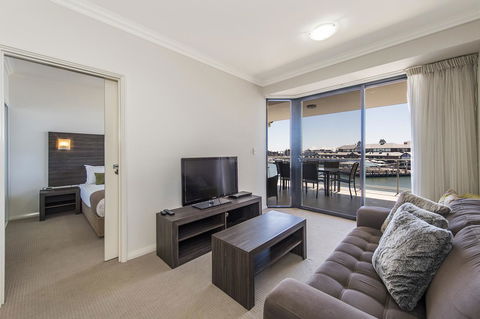 Dolphin Quay Apartments - Accommodation Daintree 31