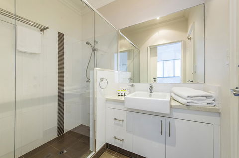 Dolphin Quay Apartments - Accommodation Daintree 40