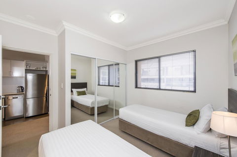 Dolphin Quay Apartments - Accommodation Daintree 43