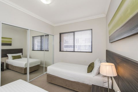 Dolphin Quay Apartments - Accommodation Daintree 41