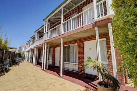 The Jetty Resort - Accommodation Daintree 33