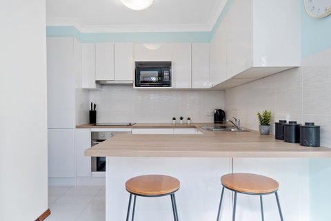 Applecross Village Residence - Accommodation Daintree 16