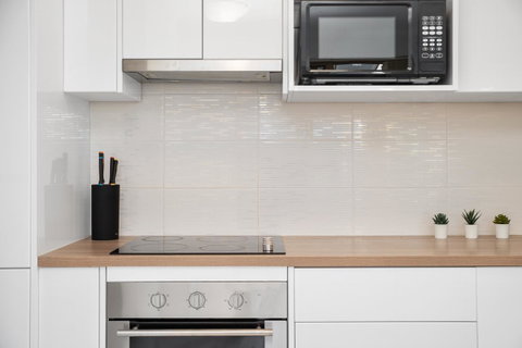 Applecross Village Residence - Accommodation Daintree 13