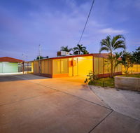 30 Kennedy Street - Accommodation Daintree