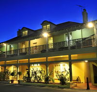 Clifton Motel  Grittleton Lodge - Accommodation Daintree