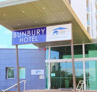 Bunbury Hotel Koombana Bay - Accommodation Daintree