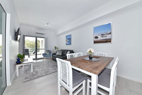 Infinite Apartment Opposite Garden City - Accommodation Daintree 18