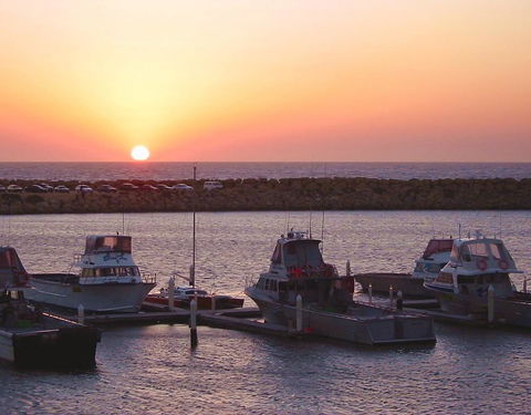 The Marina Hotel - Mindarie - Accommodation Daintree 16