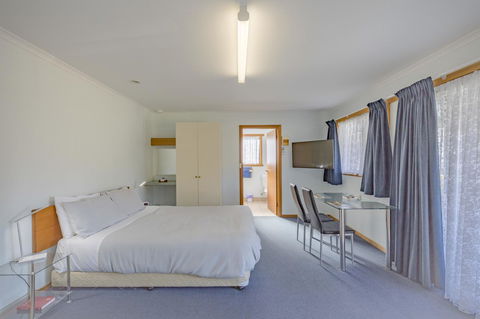 Queechy Motel - Accommodation Daintree 27