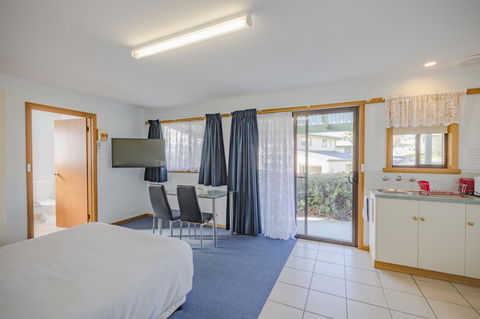 Queechy Motel - Accommodation Daintree 28