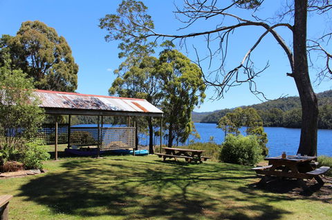 Tullah Lakeside Lodge - Accommodation Daintree 6