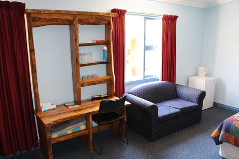 Tullah Lakeside Lodge - Accommodation Daintree 9