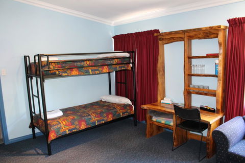 Tullah Lakeside Lodge - Accommodation Daintree 8