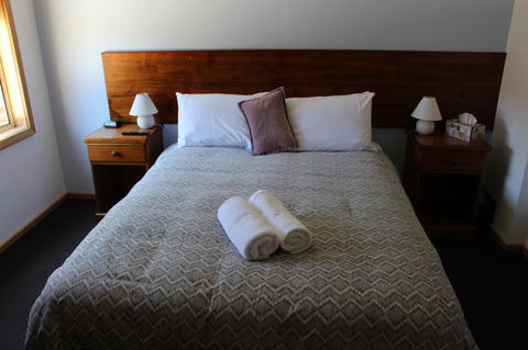 Tullah Lakeside Lodge - Accommodation Daintree 2