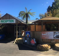 Tullah Lakeside Lodge - Accommodation Daintree