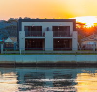 Ulverstone Waterfront Apartments - Accommodation Daintree