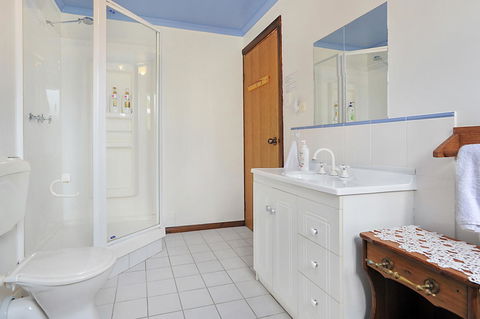 Harvey Farm Lodge - Accommodation Daintree 25