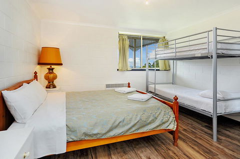 Harvey Farm Lodge - Accommodation Daintree 23