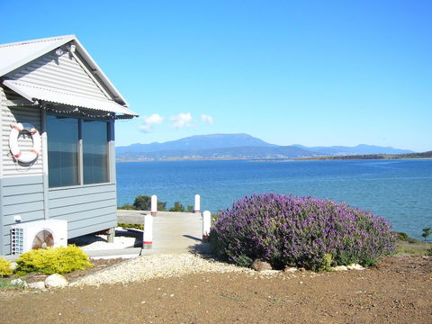 The Boat Shed - Accommodation Daintree 0