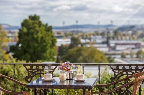 Coach House Launceston - Accommodation Daintree 27