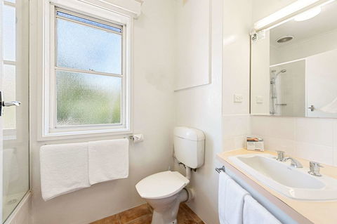 Coach House Launceston - Accommodation Daintree 21