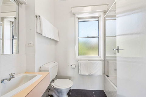 Coach House Launceston - Accommodation Daintree 25
